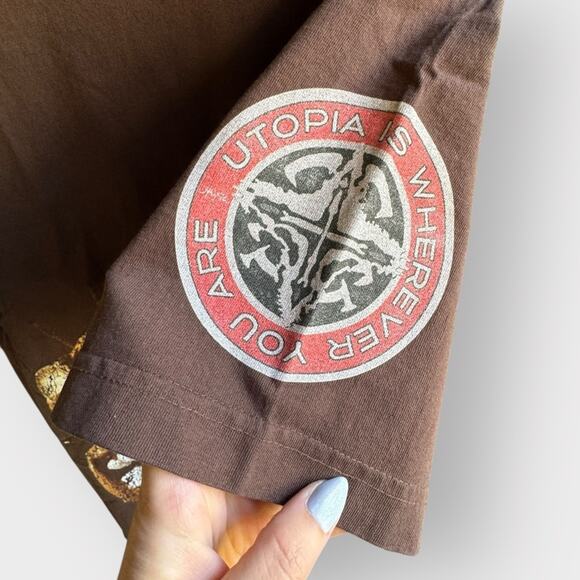 NEW Travis Scott Utopia VIP Tour tshirt - Picture 5 of 7